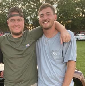 Meet your Posher, Dylan